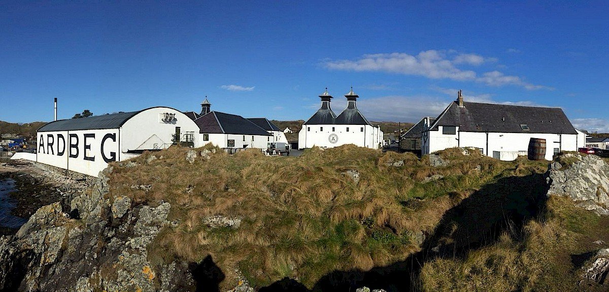View of the Ardberg Whisky Distillery