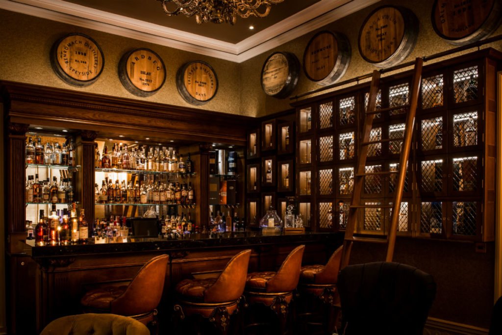 Whisky Bar & Lounge Trump Aberdeen Scotland