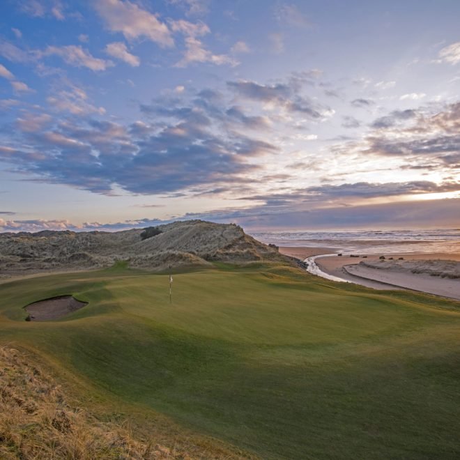 1. Trump International 3rd hole